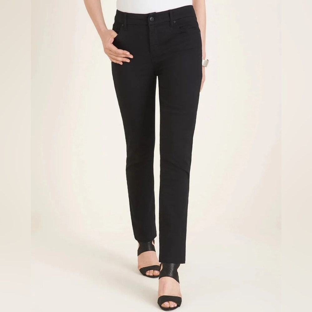CHICOS So Slimming Girlfriend Straight Leg Designer Black‎ Comfy Jeans (#1,405)